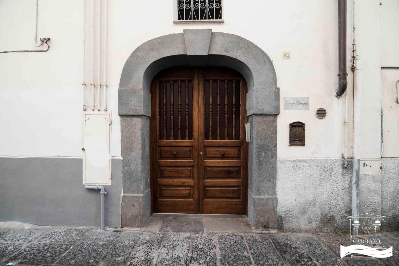 مبيت وإفطار Palazzo Carrano Vietri المظهر الخارجي الصورة